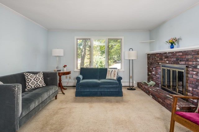 4 Morgan Way, Durham, NH 03824