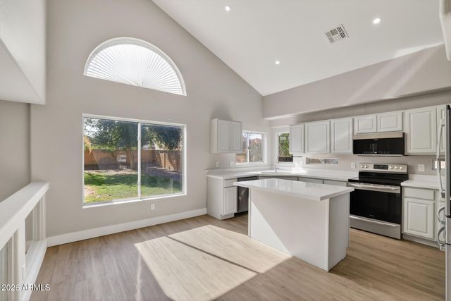 979 E ROSEBUD Drive, San Tan Valley, AZ 85143