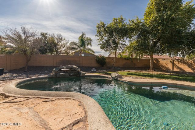 979 E ROSEBUD Drive, San Tan Valley, AZ 85143