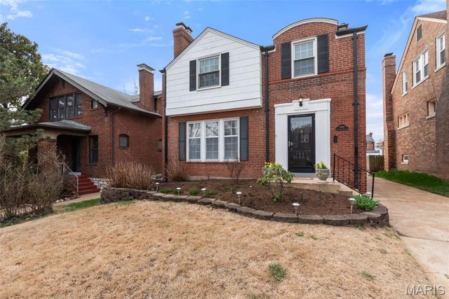 7464 Stanford Avenue, University City, MO 63130