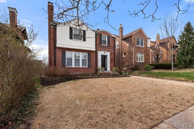 7464 Stanford Avenue, University City, MO 63130