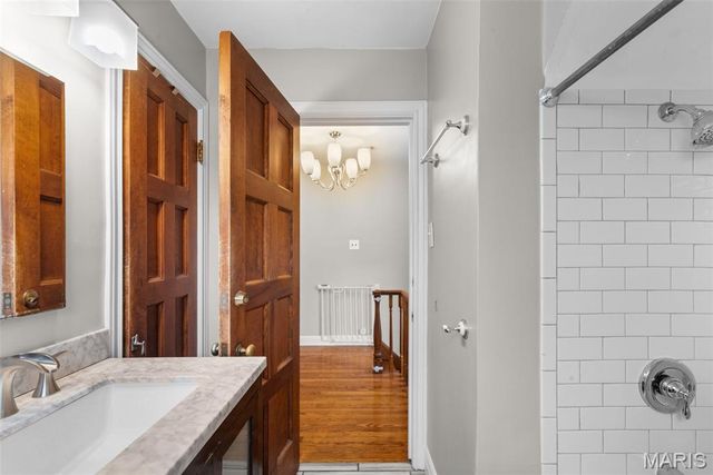 7464 Stanford Avenue, University City, MO 63130