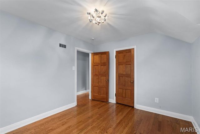 7464 Stanford Avenue, University City, MO 63130