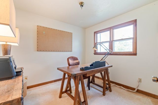1125 Dawson Rd, White Bluff, TN 37187