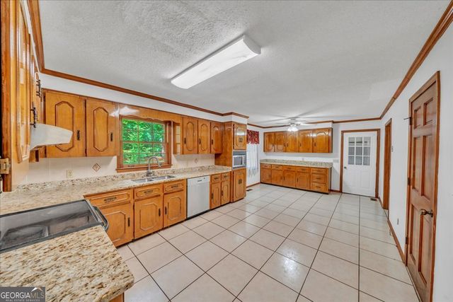 208 Earlwood Drive, Dublin, GA 31021