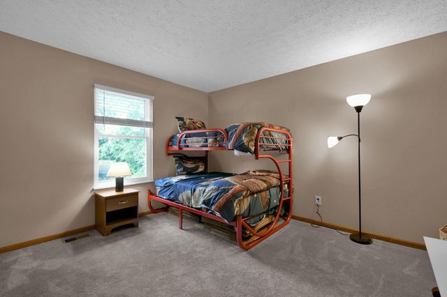 3077 Highland Park Drive, Pickerington, OH 43147