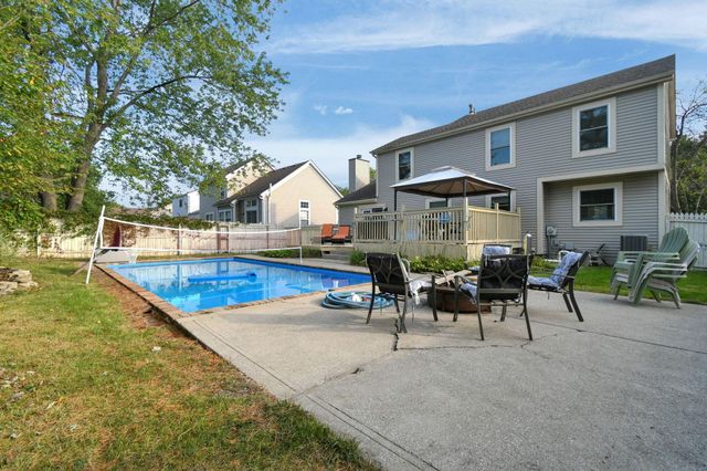 3077 Highland Park Drive, Pickerington, OH 43147