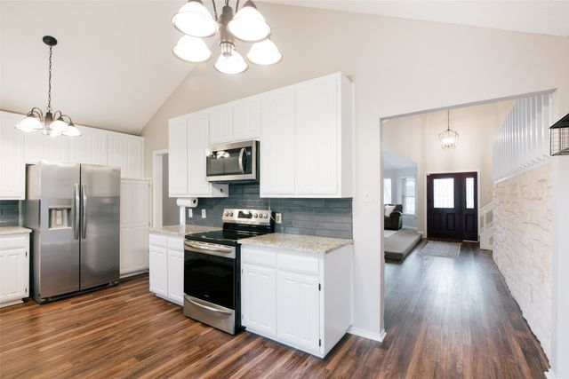 4410 Winding Creek Court, Arlington, TX 76016