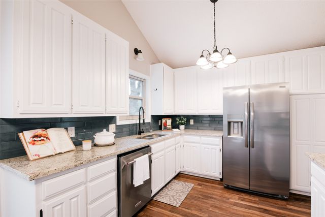 4410 Winding Creek Court, Arlington, TX 76016