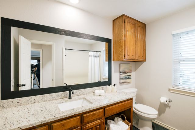 4410 Winding Creek Court, Arlington, TX 76016