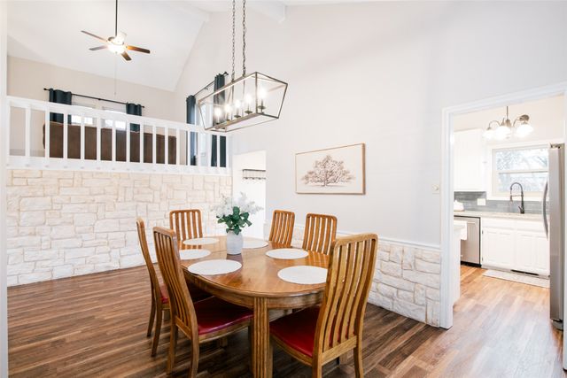 4410 Winding Creek Court, Arlington, TX 76016