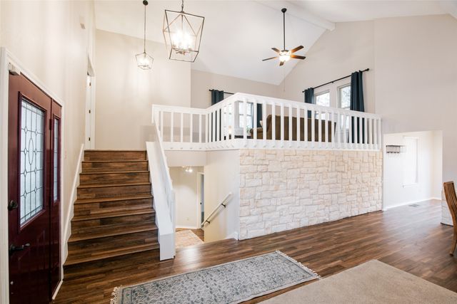 4410 Winding Creek Court, Arlington, TX 76016