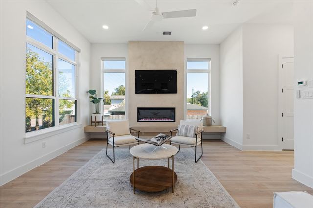 1421 E 36th Street, Houston, TX 77022