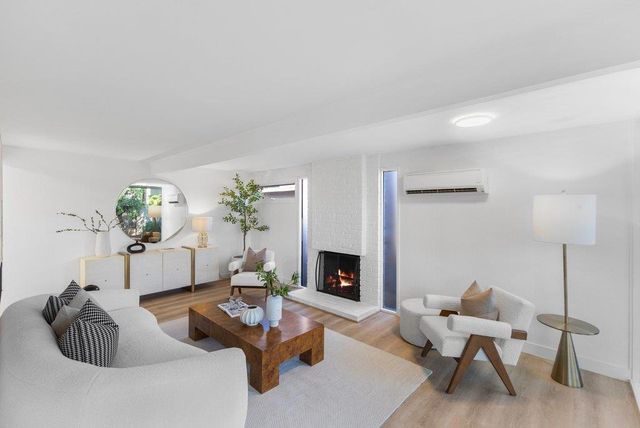 1484 Kingfisher Way, Sunnyvale, CA 94087