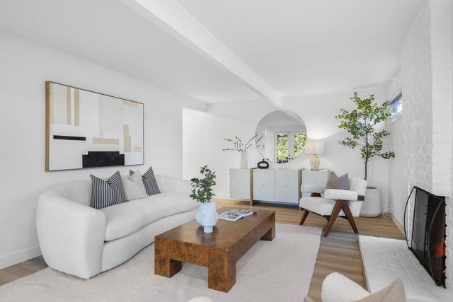 1484 Kingfisher Way, Sunnyvale, CA 94087