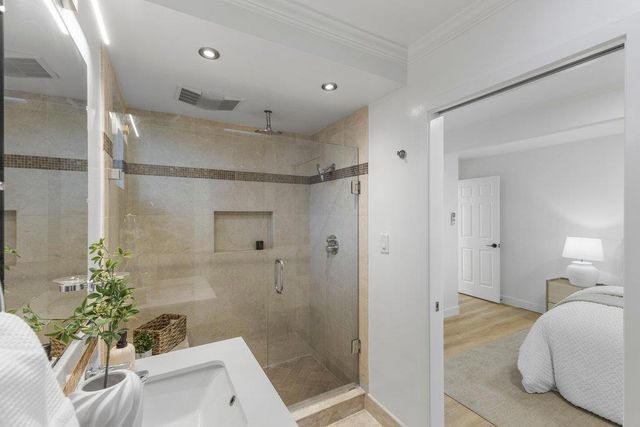 1484 Kingfisher Way, Sunnyvale, CA 94087