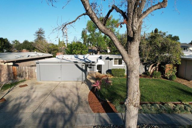 1484 Kingfisher Way, Sunnyvale, CA 94087