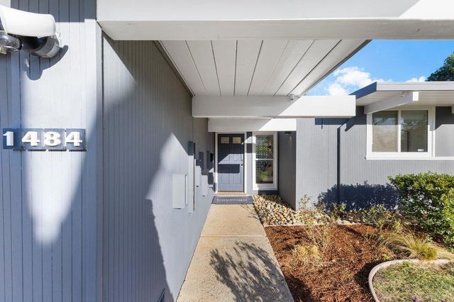 1484 Kingfisher Way, Sunnyvale, CA 94087