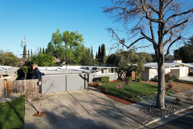 1484 Kingfisher Way, Sunnyvale, CA 94087