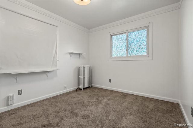 4417 Bedford Street, Dearborn Heights, MI 48125