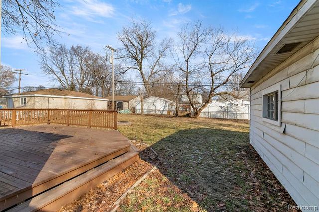 4417 Bedford Street, Dearborn Heights, MI 48125