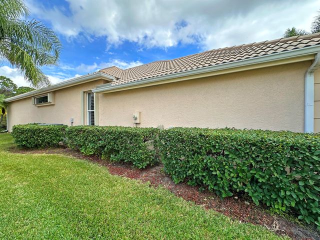 788 SW Saint Croix Cove, Port St Lucie, FL 34986