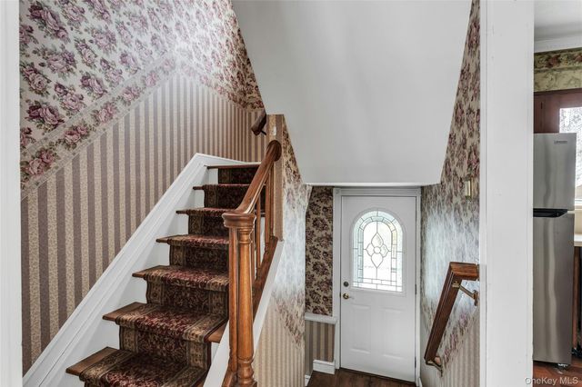 98 Moore Avenue, Oceanside, NY 11572