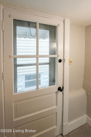 908 Lydia St, Louisville, KY 40217