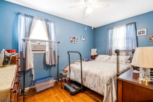 512 Voorhees Ave, Middlesex Boro, NJ 08846