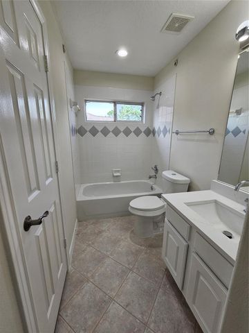 12503 Rosewood Way Lane, Houston, TX 77041