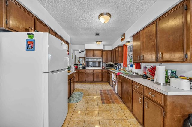 10110 Rolke Road, Houston, TX 77099