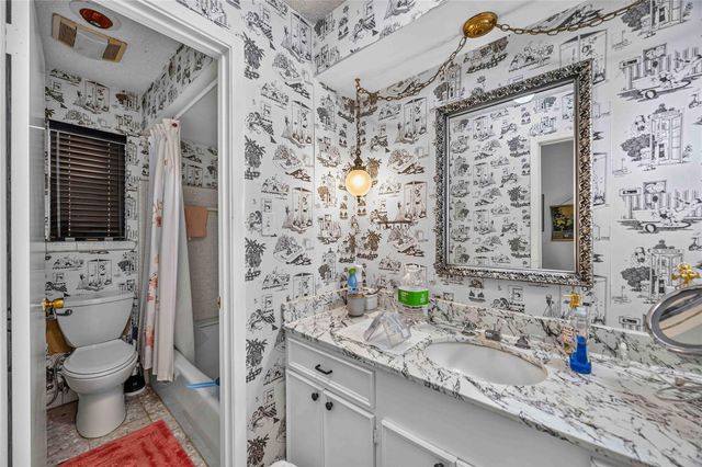 10110 Rolke Road, Houston, TX 77099