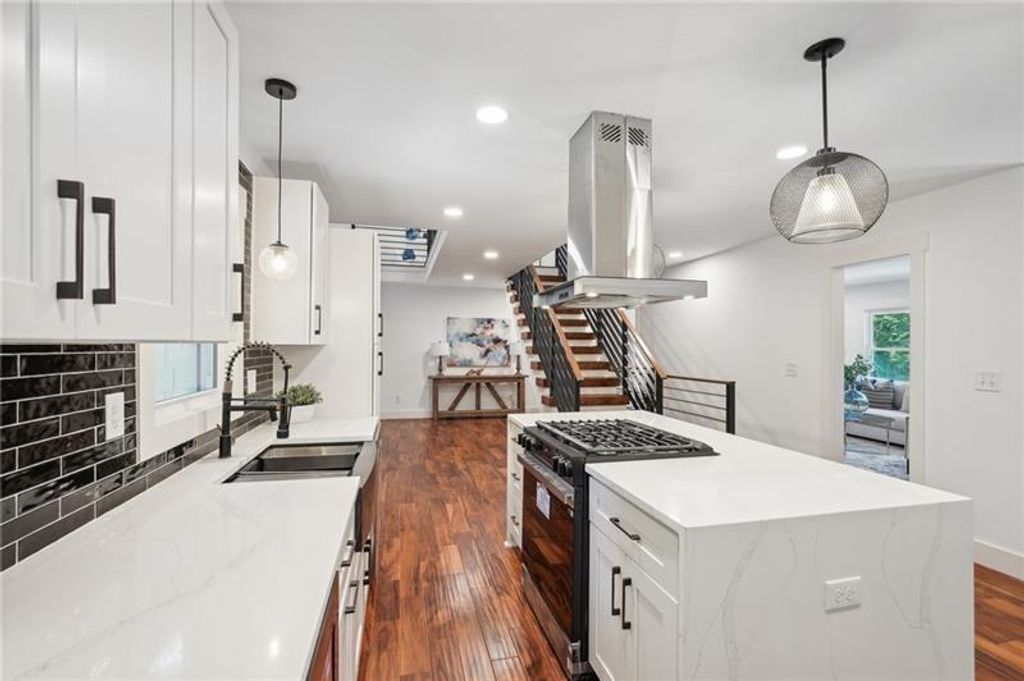 Image 22 of property listing at 2423 Melinda Drive NE, Atlanta, GA 30345