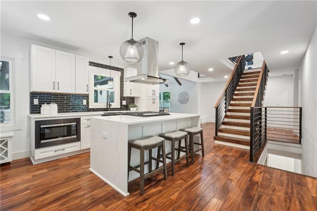 Image 24 of property listing at 2423 Melinda Drive NE, Atlanta, GA 30345