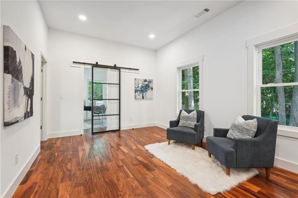 Image 34 of property listing at 2423 Melinda Drive NE, Atlanta, GA 30345