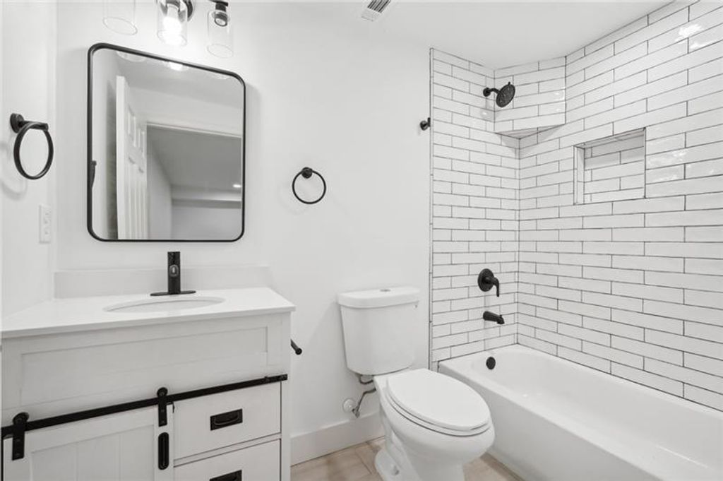 Image 64 of property listing at 2423 Melinda Drive NE, Atlanta, GA 30345