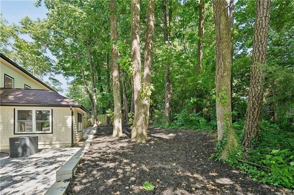Image 69 of property listing at 2423 Melinda Drive NE, Atlanta, GA 30345