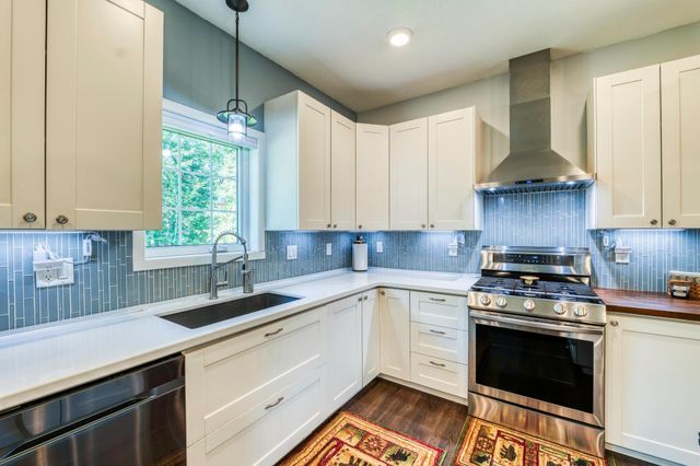 8887 Kabekona Ridge Drive NW, Walker, MN 56484