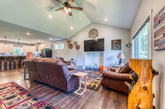 8887 Kabekona Ridge Drive NW, Walker, MN 56484