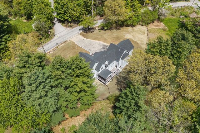 150 Fruit St, Hopkinton, MA 01748