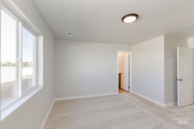 227 W 17th Ave, Jerome, ID 83338