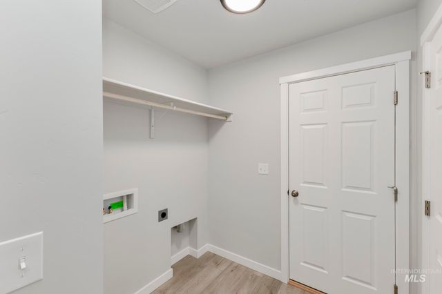 227 W 17th Ave, Jerome, ID 83338