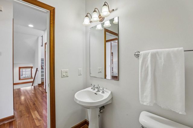 1606 Kohler Court, Waunakee, WI 53597