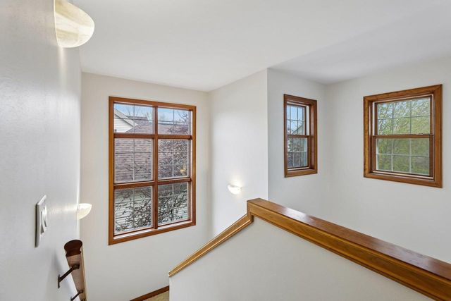 1606 Kohler Court, Waunakee, WI 53597