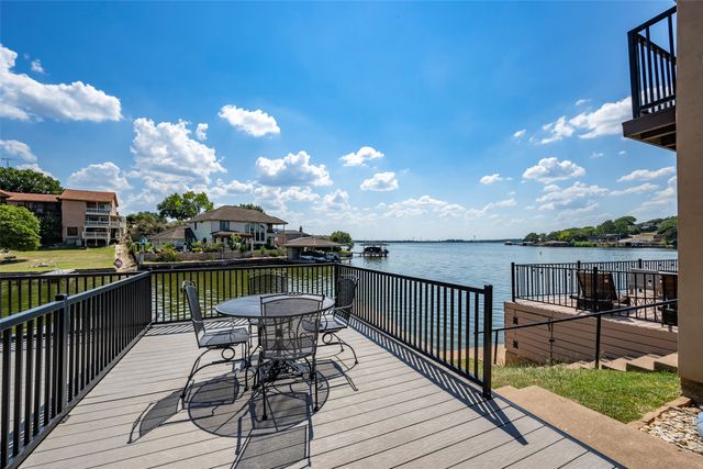 5515 Club Cove Court, De Cordova, TX 76049