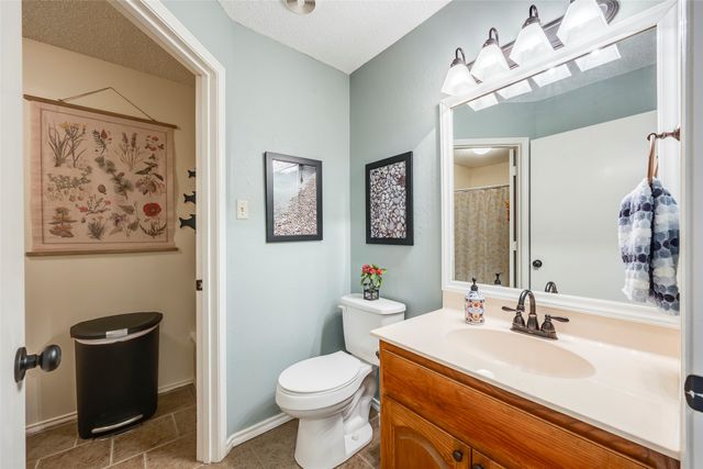 5515 Club Cove Court, De Cordova, TX 76049