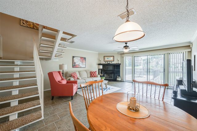 5515 Club Cove Court, De Cordova, TX 76049