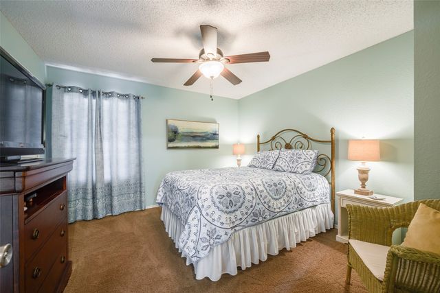 5515 Club Cove Court, De Cordova, TX 76049