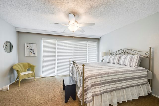 5515 Club Cove Court, De Cordova, TX 76049