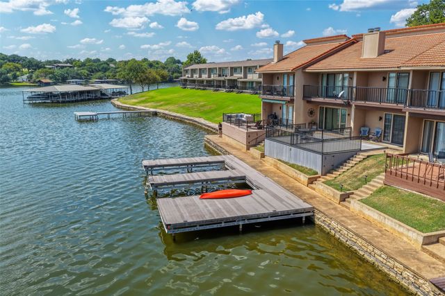 5515 Club Cove Court, De Cordova, TX 76049